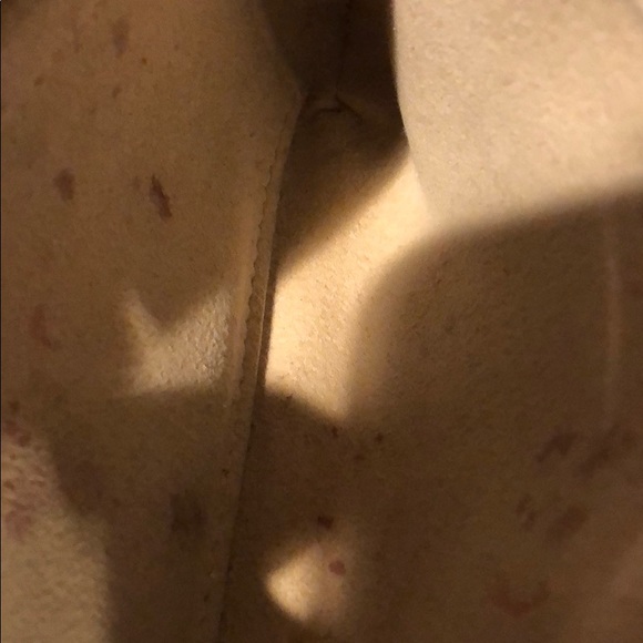 Discontinued Louis Vuitton Monogram Milla Pochette - Picture 14 of 16